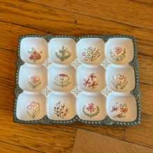 Load image into Gallery viewer, Camellia Floral Egg Holder