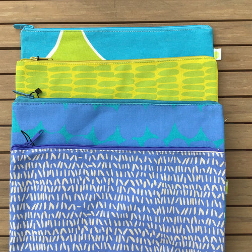 Large pouch with nylon lining four styles 
