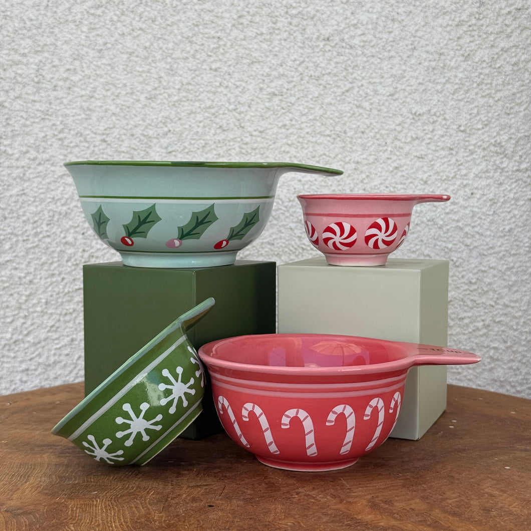 Holiday Measuring Cups