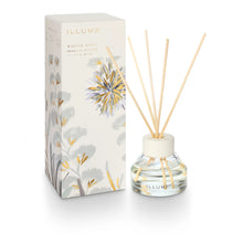 Load image into Gallery viewer, Winter White Aromatic Diffuser