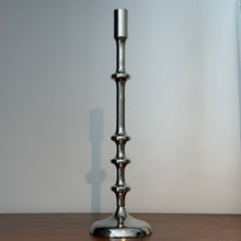 Load image into Gallery viewer, Silver Metal Ribbed Taper Holder Set