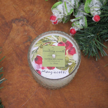Load image into Gallery viewer, Cranberry Wreath Candle