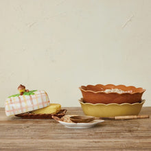 Load image into Gallery viewer, Butter Dish withAcorn handle ￼
