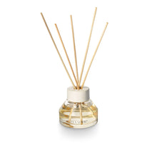 Load image into Gallery viewer, Winter White Aromatic Diffuser
