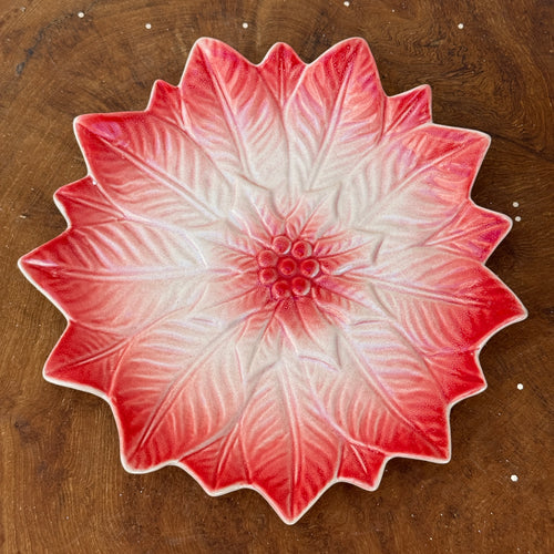 Poinsettia Shaped Plate ￼