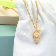 Load image into Gallery viewer, Seashore Pendant Necklace
