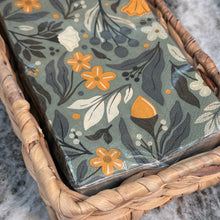 Load image into Gallery viewer, Autumn Acorn Guest Towel Napkin