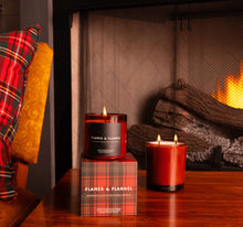 Load image into Gallery viewer, Poured NY Single Wick Candle | Three Styles