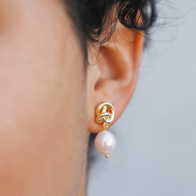 Load image into Gallery viewer, Pearl Knot Gold Earrings