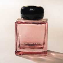 Load image into Gallery viewer, Poured NY Voile En Rose | Three Styles