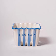 Load image into Gallery viewer, Blue Kinsey Scallop Mini Berry Basket