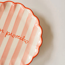 Load image into Gallery viewer, Buen Provecho Scallop Dessert Plate