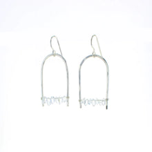 Load image into Gallery viewer, Tua Earrings