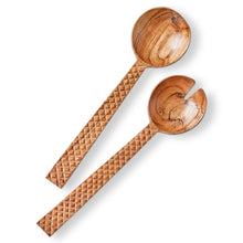 Load image into Gallery viewer, Carved Handle Serving Utensil Set
