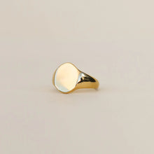 Load image into Gallery viewer, Gold Signet Ring | Three Sizes