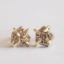 Load image into Gallery viewer, Druzy Prong Earrings