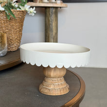 Load image into Gallery viewer, Almond Scallop Stand