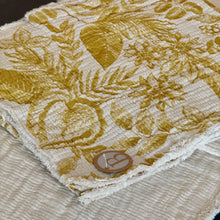 Load image into Gallery viewer, Dijon Botanica Table Runner