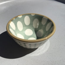 Load image into Gallery viewer, Round Stoneware Pinch Pot