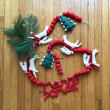 Load image into Gallery viewer, Felted Garland