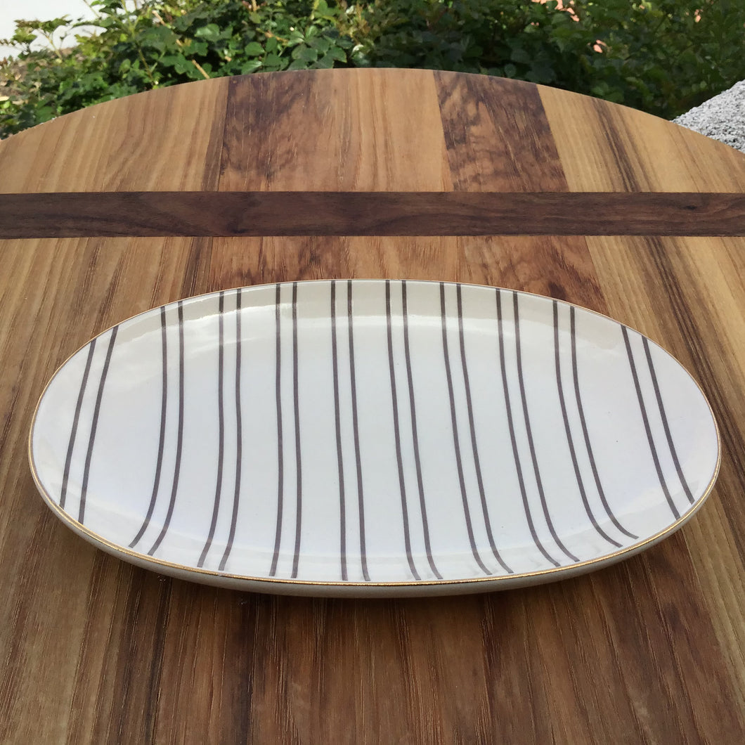 Stoneware Brown Striped Tapa Plate