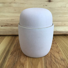 Load image into Gallery viewer, Rosewood Cassis Ceramic Candle